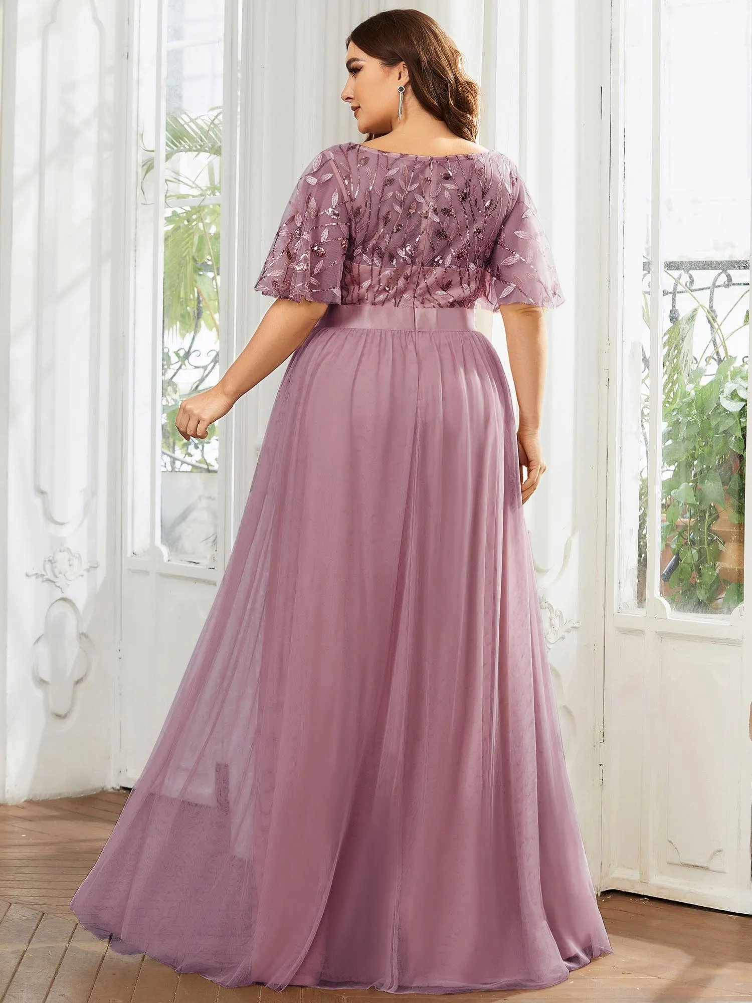 Plus Size Women's Embroidery Evening Dresses with Short Sleeve